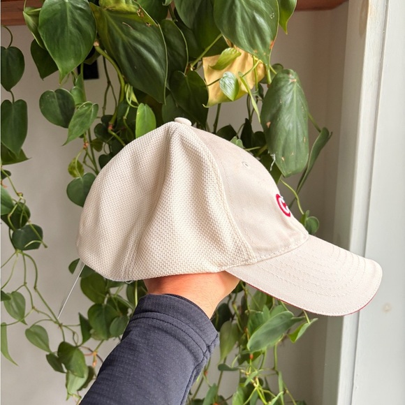 vintage CTV NEWS MONTREAL fitted baseball hat cap - Picture 4 of 6